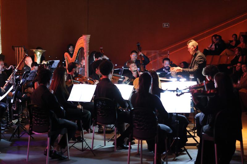 For Whom the Bell Tolls Opera World Premiere Brasilia Production Photo